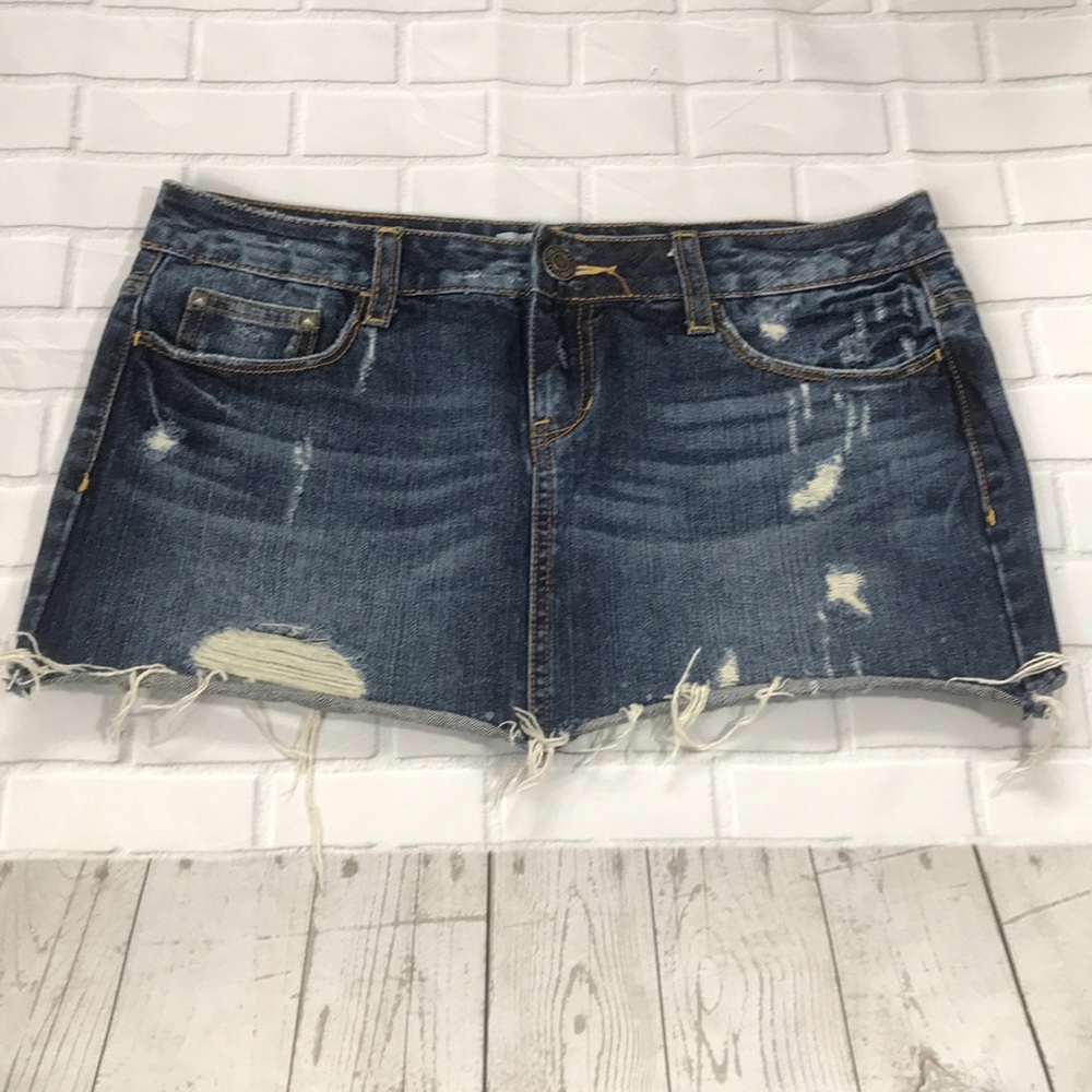 Aeropostale distressed mini jean skirt